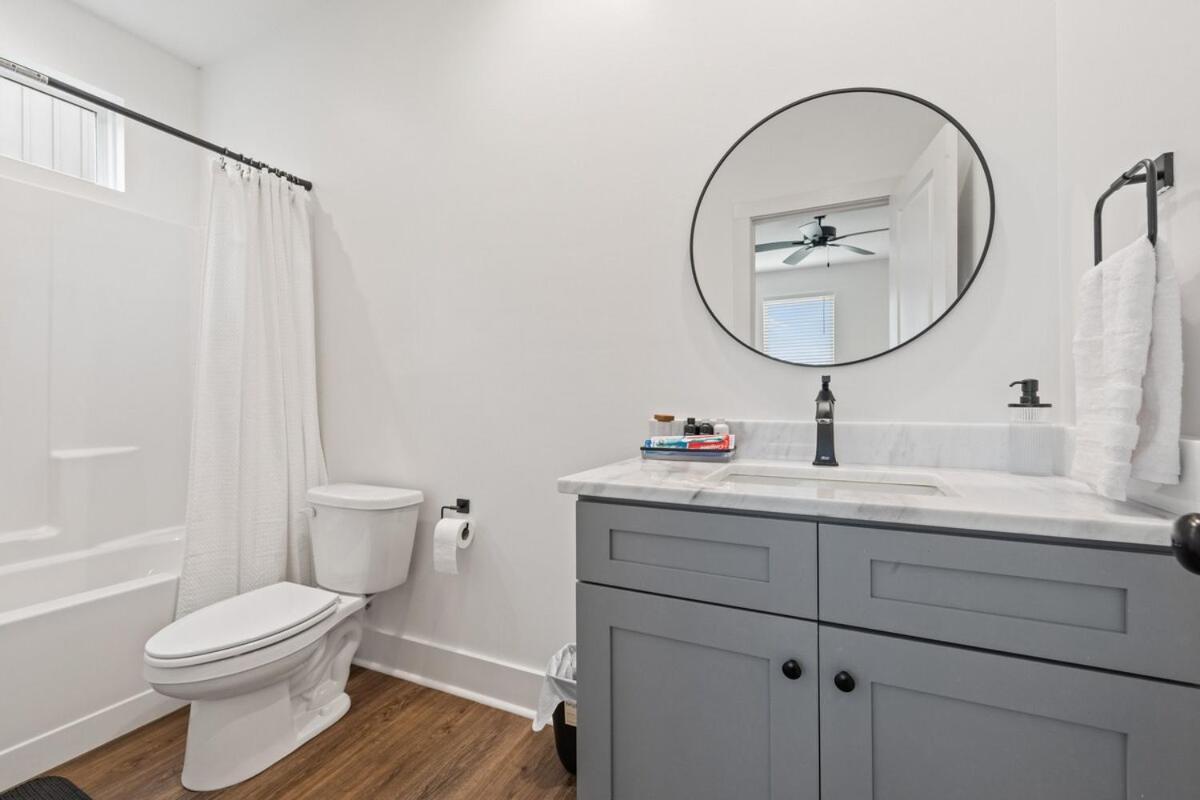 New Thibodeaux House Cajun Luxury 65 Tv Fast Wifi Appartement Lafayette Buitenkant foto