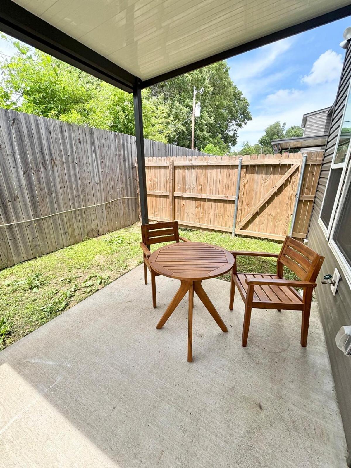 New Thibodeaux House Cajun Luxury 65 Tv Fast Wifi Appartement Lafayette Buitenkant foto
