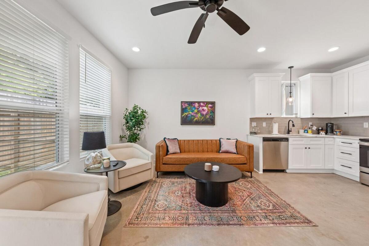 New Thibodeaux House Cajun Luxury 65 Tv Fast Wifi Appartement Lafayette Buitenkant foto